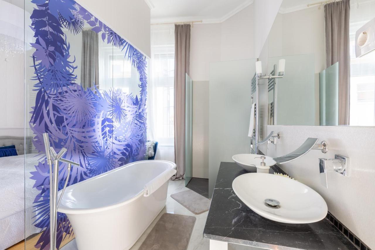 Designer Luxury Home In The Jewish Quarter Budapesta Exterior foto