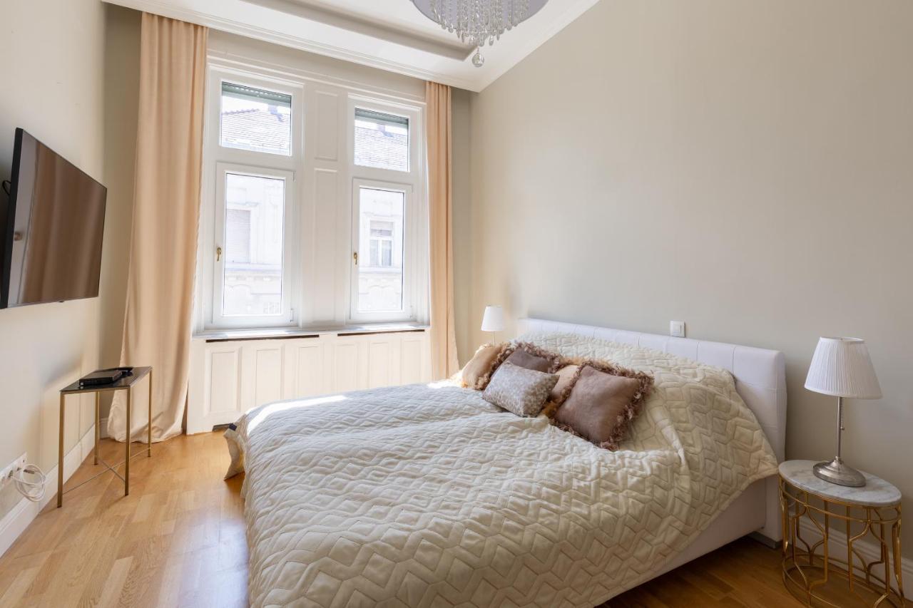 Designer Luxury Home In The Jewish Quarter Budapesta Exterior foto